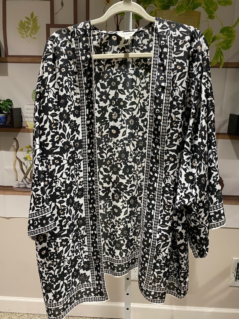 Max Studio Black and White Floral Open Kimono